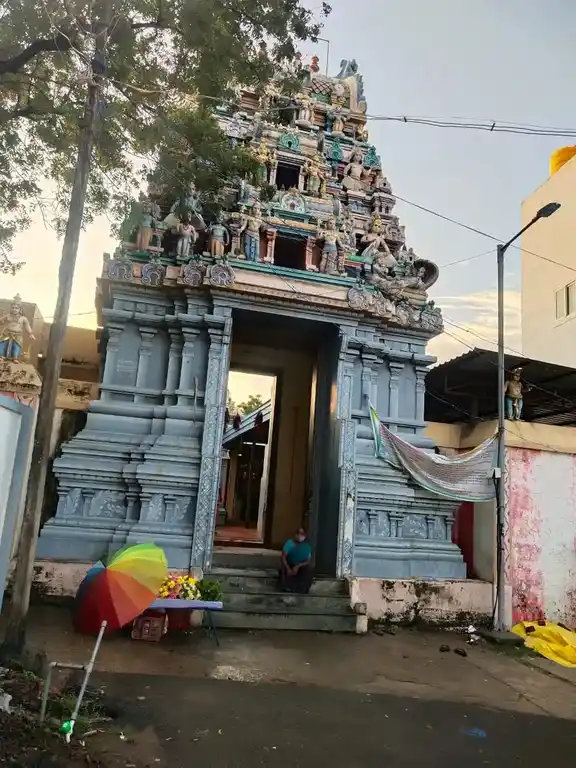 Arulmigu Kariya Manikka Perumal Temple, Puzhal, Chennai - 600066 அருள்மிகு கரிய மாணிக்க பெருமாள் கோயில், புழல், சென்னை - 600066, Chennai - Ancient Temple Architecture and History Image 3