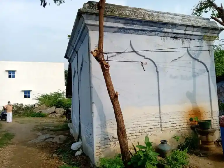 Arulmigu Kariya Perumal Temple, Namagiripettai - 637406 அருள்மிகு கரிய பெருமாள் திருக்கோயில், Namagiripettai - 637406, Namakkal - Ancient Temple Architecture and History Image 4