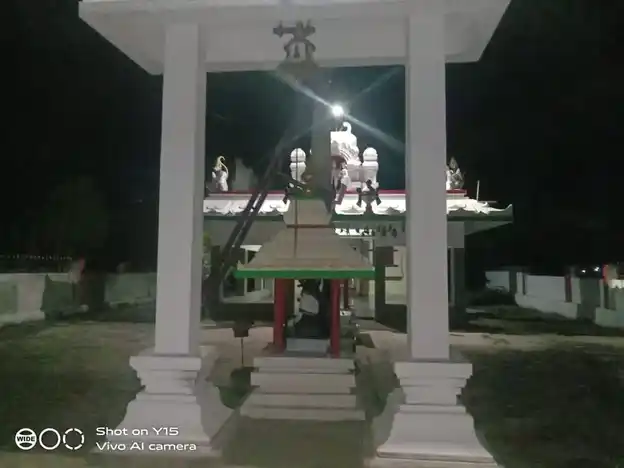 Arulmigu Kariya Perumal Temple, Panaimarathu Patti, Kallavi - 635304 அருள்மிகு கரிய பெருமாள் திருக்கோயில், Panaimarathu Patti, Kallavi - 635304, Krishnagiri - Ancient Temple Architecture and History Image 3