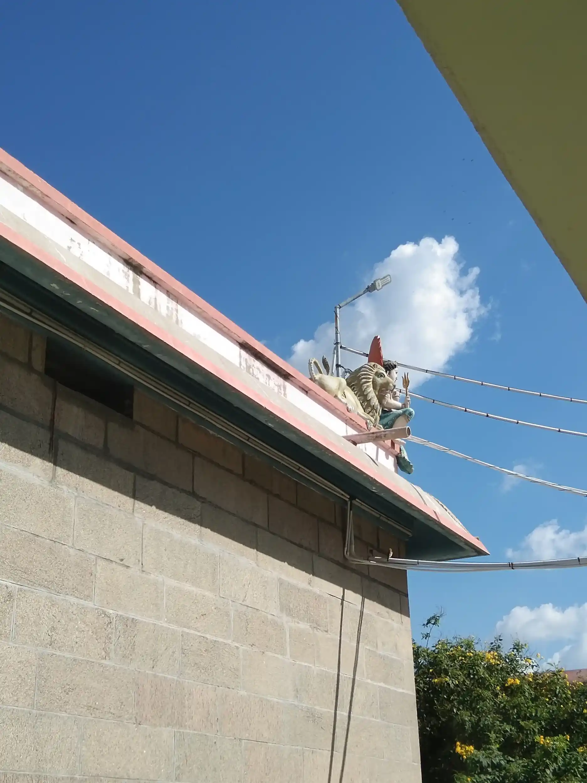 Arulmigu Kariyakaaliamman Temple, Parenchervazhali, Kankeyam - 638701
