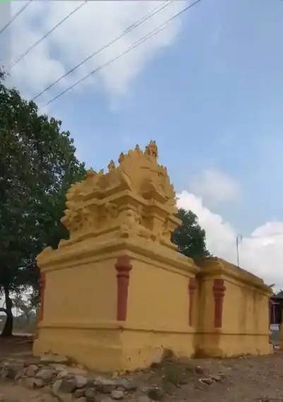 Arulmigu Kariyakali Amman Temple, Kannamanaickanoor - 642154 அருள்மிகு கரியகாளியம்மன் திருக்கோயில், Kannamanaickanoor - 642154, Tiruppur - Ancient Temple Architecture and History Image 3