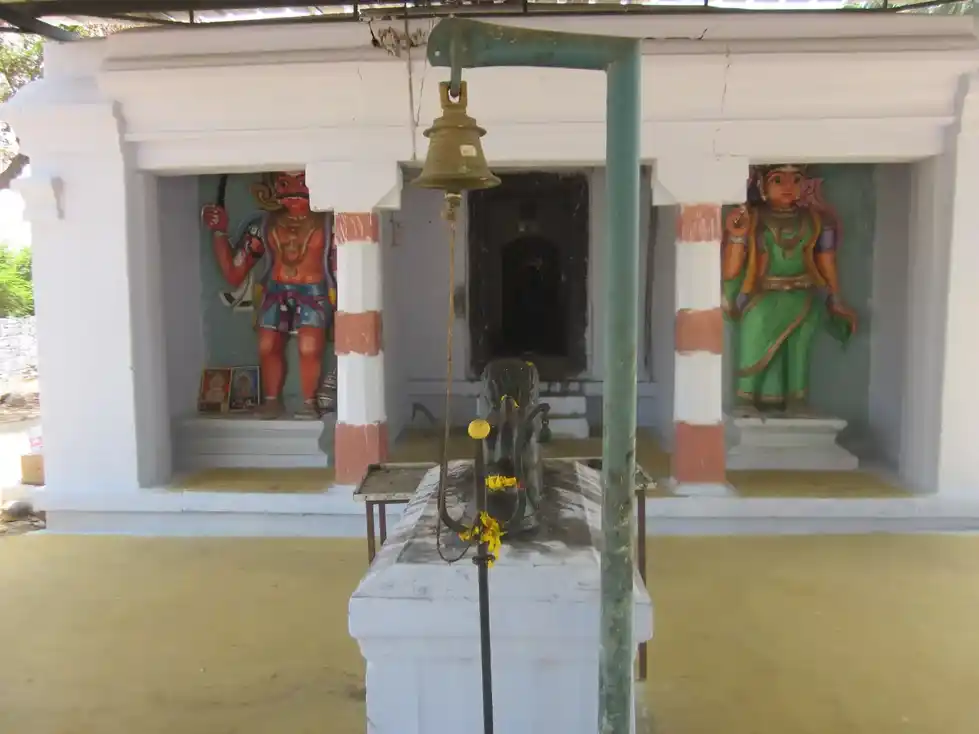 Arulmigu Kariyakali Amman Temple, Kuppandampalayam, Anthiyur - 638502 அருள்மிகு கரியகாளியம்மன் திருக்கோயில், Kuppandampalayam, Anthiyur - 638502, Erode - Ancient Temple Architecture and History Image 3