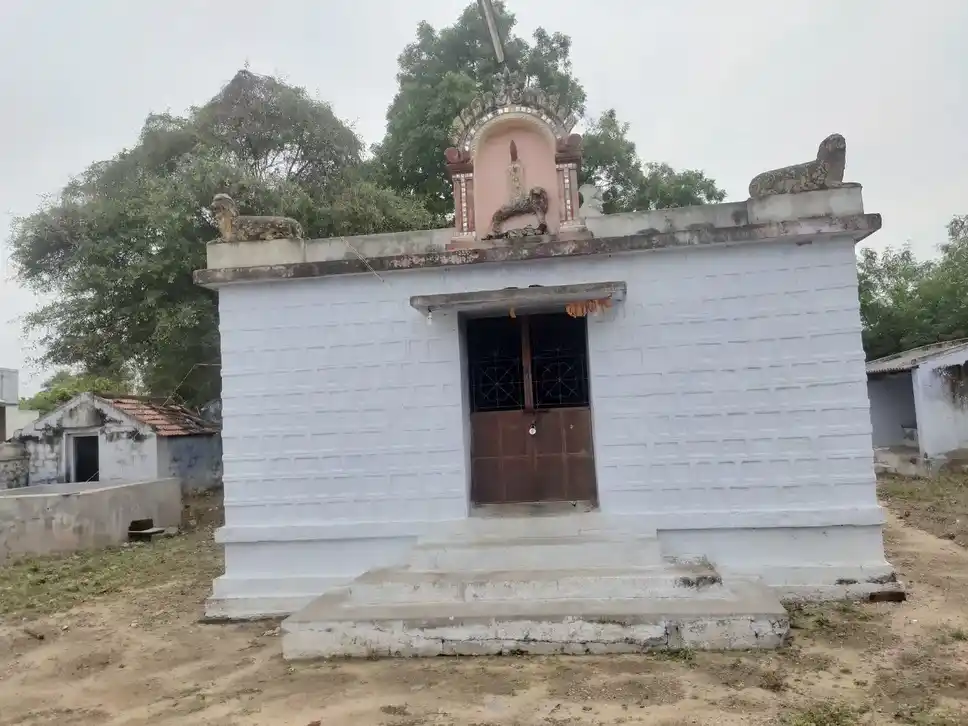 Arulmigu Kariyakaliamman Kandiamman Temple, Marudurai - 638108 அருள்மிகு கரியகாளியம்மன் கண்டியம்மன் கருப்பண்ணசாமி திருக்கோயில், Marudurai - 638108, Tiruppur - Ancient Temple Architecture and History Image 3