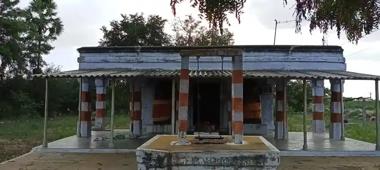 Arulmigu Kariyakaliamman Temple, Nathamedu, Padaveedu - 637303