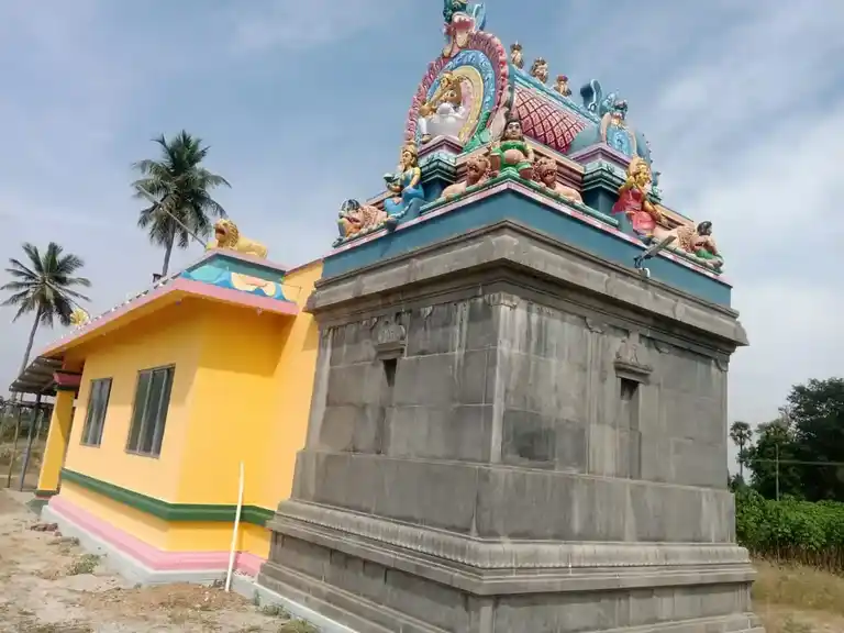 Arulmigu Kariyakaliamman Temple, Thuthipalayam, Kuthanatham - 637503 அருள்மிகு கரியகாளியம்மன் திருக்கோயில், Thuthipalayam, Kuthanatham - 637503, Namakkal - Ancient Temple Architecture and History Image 2