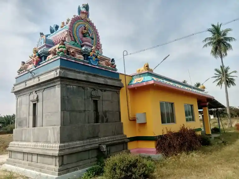 Arulmigu Kariyakaliamman Temple, Thuthipalayam, Kuthanatham - 637503 அருள்மிகு கரியகாளியம்மன் திருக்கோயில், Thuthipalayam, Kuthanatham - 637503, Namakkal - Ancient Temple Architecture and History Image 4