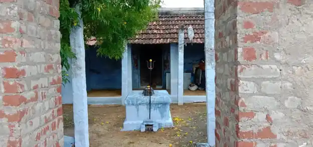 Arulmigu Kariyakaliyamman Temple, Nanjai Thurayampalayam, Nanjaithuraiampalayam - 638506 அருள்மிகு கரியகாளியம்மன் திருக்கோயில், நஞ்சாய்த்துறையம்பாளையம், Nanjaithuraiampalayam - 638506, Erode - Ancient Temple Architecture and History Image 5