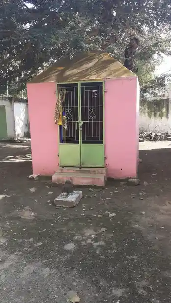 Arulmigu Kariyakaliyamman Temple, Vadavedampatty - 641671