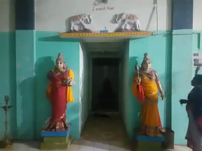 Arulmigu Kariyalagar Iyyanar Poniyamman Pethaperumal Vagayara Temple, Karikkottai - 614013 அருள்மிகு காரியழகர் அய்யனார் பெத்தப்பெருமாள் வகையறா திருக்கோயில், Karikkottai - 614013, Thiruvarur - Ancient Temple Architecture and History Image 3