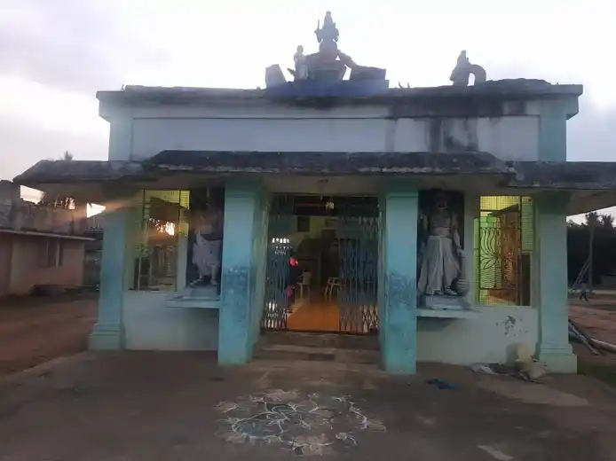 Arulmigu Kariyalagar Iyyanar Poniyamman Pethaperumal Vagayara Temple, Karikkottai - 614013 அருள்மிகு காரியழகர் அய்யனார் பெத்தப்பெருமாள் வகையறா திருக்கோயில், Karikkottai - 614013, Thiruvarur - Ancient Temple Architecture and History Image 6