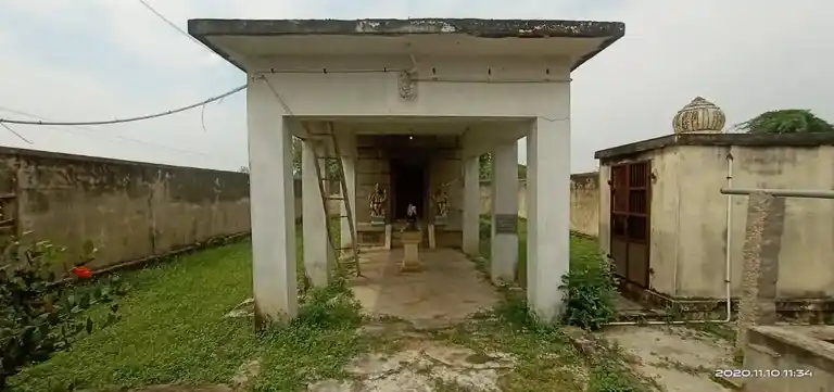 Arulmigu Kariyamaanikkapperumal Temple, Monasanthai - 622506 அருள்மிகு கரிய மாணிக்க பெருமாள் திருக்கோயில், Monasanthai - 622506, Pudukkottai - Ancient Temple Architecture and History Image 3