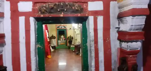 Arulmigu Kariyamal Alagar Temple, Alligundam - 625527 அருள்மிகு கரியமாள் அழகர் திருக்கோயில், Alligundam - 625527, Madurai - Ancient Temple Architecture and History Image 5