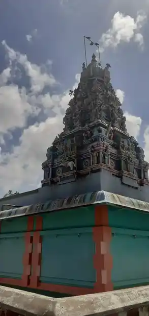 Arulmigu Kariyamal Alagar Temple, Allikulam, Allikulam - 626106 அருள்மிகு கரியமால் அழகர் திருக்கோயில், அல்லிக்குளம், அல்லிக்குளம் - 626106, Virudhunagar - Ancient Temple Architecture and History Image 3