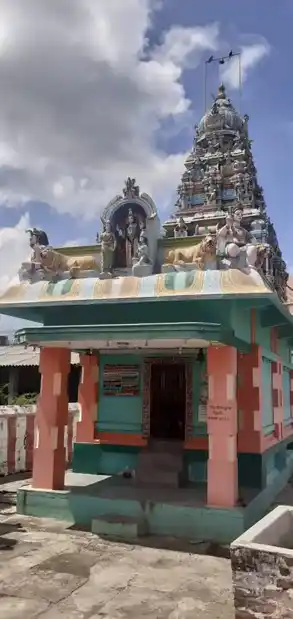 Arulmigu Kariyamal Alagar Temple, Allikulam, Allikulam - 626106 அருள்மிகு கரியமால் அழகர் திருக்கோயில், அல்லிக்குளம், அல்லிக்குளம் - 626106, Virudhunagar - Ancient Temple Architecture and History Image 6