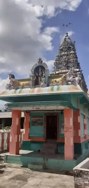 Arulmigu Kariyamal Alagar Temple, Allikulam, Allikulam - 626106 அருள்மிகு கரியமால் அழகர் திருக்கோயில், அல்லிக்குளம், அல்லிக்குளம் - 626106, Virudhunagar - Ancient Temple Architecture and History Image 7