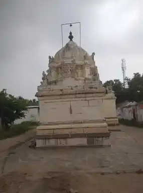 Arulmigu Kariyamanicka Perumal Temple, Kizhkodungallur - 604401 அருள்மிகு கரியமாணிக்கப்பெருமாள் திருக்கோயில், Kizhkodungallur - 604401, Tiruvannamalai - Ancient Temple Architecture and History Image 4