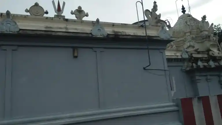 Arulmigu Kariyamanicka Perumal Temple, Othikkadu - 602001 அருள்மிகு கரியமாணிக்கப்பெருமாள் திருக்கோயில், ஒதிக்காடு - 602001, Tiruvallur - Ancient Temple Architecture and History Image 4