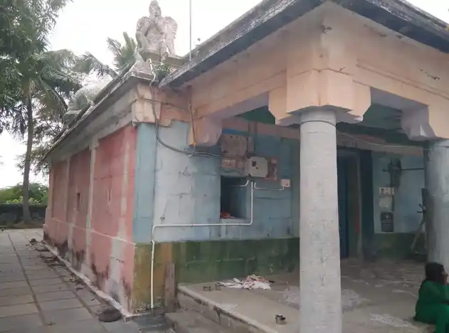 Arulmigu Kariyamanicka Perumal Temple, Ulunthai - 604403 அருள்மிகு கரியமாணிக்கப்பெருமாள் திருக்கோயில், Ulunthai - 604403, Tiruvannamalai - Ancient Temple Architecture and History Image 5