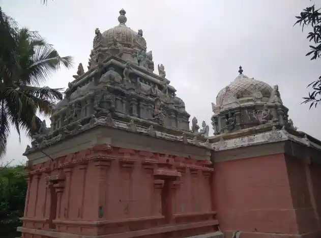 Arulmigu Kariyamanicka Perumal Temple, Ulunthai - 604403 அருள்மிகு கரியமாணிக்கப்பெருமாள் திருக்கோயில், Ulunthai - 604403, Tiruvannamalai - Ancient Temple Architecture and History Image 7