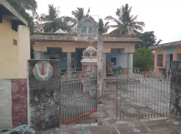 Arulmigu Kariyamanicka Perumal Temple, Ulunthai - 604403 அருள்மிகு கரியமாணிக்கப்பெருமாள் திருக்கோயில், Ulunthai - 604403, Tiruvannamalai - Ancient Temple Architecture and History Image 8