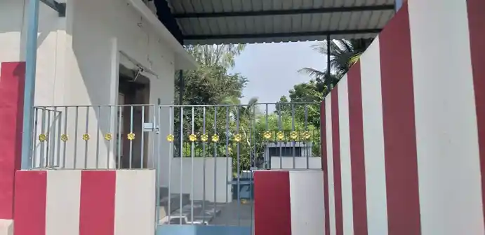 Arulmigu Kariyamanika Perumal Temple, Karumbur - 603108 அருள்மிகு கரியமாணிக்கப்பெருமாள் திருக்கோயில், Karumbur - 603108, Chengalpattu - Ancient Temple Architecture and History Image 5