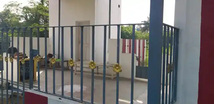 Arulmigu Kariyamanika Perumal Temple, Karumbur - 603108 அருள்மிகு கரியமாணிக்கப்பெருமாள் திருக்கோயில், Karumbur - 603108, Chengalpattu - Ancient Temple Architecture and History Image 6