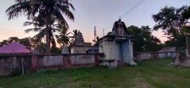 Arulmigu Kariyamanikka Perumal Temple, Alathur - 604408 அருள்மிகு கரியமாணிக்கப்பெருமாள் திருக்கோயில், Alathur - 604408, Tiruvannamalai - Ancient Temple Architecture and History Image 4