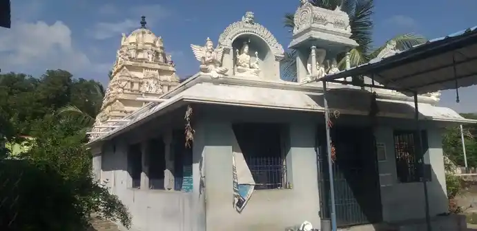 Arulmigu Kariyamanikka Perumal Temple, Maganipattu - 631001 அருள்மிகு கரியமானிக்கப்பெருமாள் திருக்கோயில், மாகாணிப்பட்டு - 631001, Ranipet - Ancient Temple Architecture and History Image 2