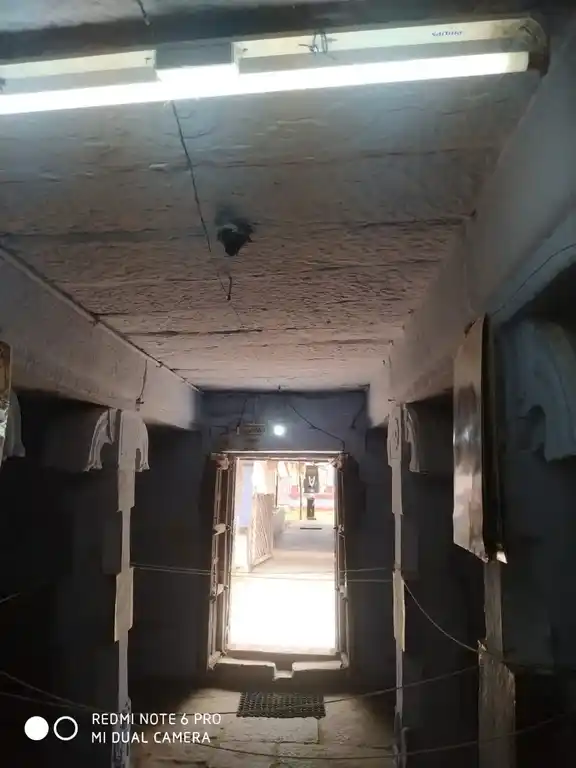 Arulmigu Kariyamanikkaperumal Temple, Police Station Backside, Karumathampatty - 641659 Arulmigu Kariyamanikkaperumal Temple, Police Station Backside, Karumathampatty - 641659, Coimbatore - Ancient Temple Architecture and History Image 4