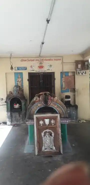Arulmigu Kariyamanikkaperumal Temple, Ponnur - 609002 அருள்மிகு கரியமாணிக்கப் பெருமாள் திருக்கோயில், Ponnoor - 609002, Mayiladuthurai - Ancient Temple Architecture and History Image 3