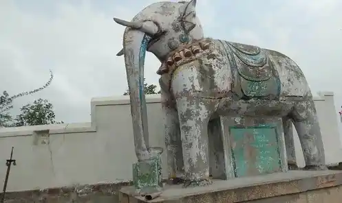 Arulmigu Kariyamarutha Ayyanar Temple, Maangudi - 622101 அருள்மிகு கரியமருத அய்யனார் திருக்கோயில், Maangudi - 622101, Pudukkottai - Ancient Temple Architecture and History Image 4