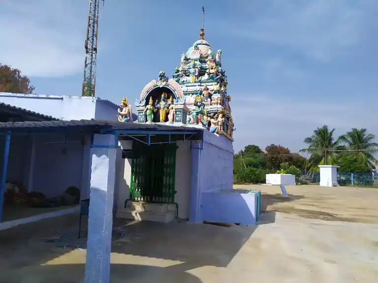 Arulmigu Kariyaperumal Temple, Chittalandur - 637201 அருள்மிகு கரியபெருமாள் திருக்கோயில், Chittalandur - 637201, Namakkal - Ancient Temple Architecture and History Image 4