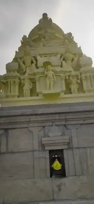 Arulmigu Kariyaperumal Temple, Karumanur - 637503 அருள்மிகு கரியபெருமாள் திருக்கோயில், Karumanur - 637503, Namakkal - Ancient Temple Architecture and History Image 4