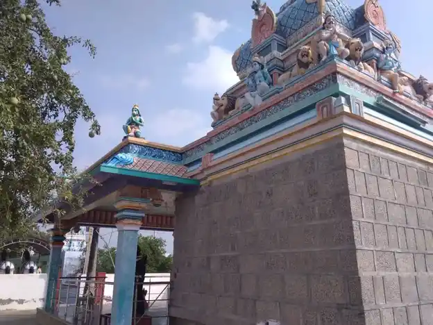Arulmigu Kariyaperumal Temple, Kolangondai - 637503 அருள்மிகு கரியபெருமாள் திருக்கோயில், Kolangondai - 637503, Namakkal - Ancient Temple Architecture and History Image 4