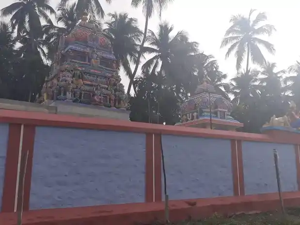 Arulmigu Kariyaperumal Temple, Lingipalayam, Periyapuliyur - 638301 அருள்மிகு கரியபெருமாள் திருக்கோயில், பெரியபுலியூர், பெரியபுலியூர் - 638301, Erode - Ancient Temple Architecture and History Image 4