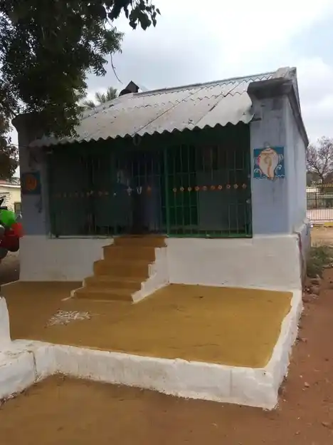 Arulmigu Kariyaperumal Temple, Maniyanur - 637201 அருள்மிகு கரியபெருமாள் திருக்கோயில், மணியனூர் - 637201, Namakkal - Ancient Temple Architecture and History Image 4