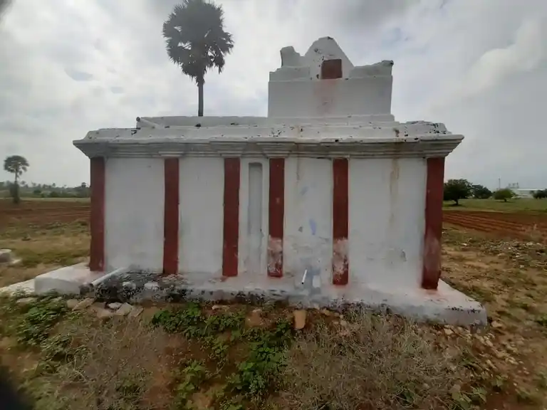 Arulmigu Kariyaperumal Temple, Vanketipalayam - 644665 அருள்மிகு கரியபெருமாள் திருக்கோயில், Vanketipalayam - 644665, Tiruppur - Ancient Temple Architecture and History Image 3