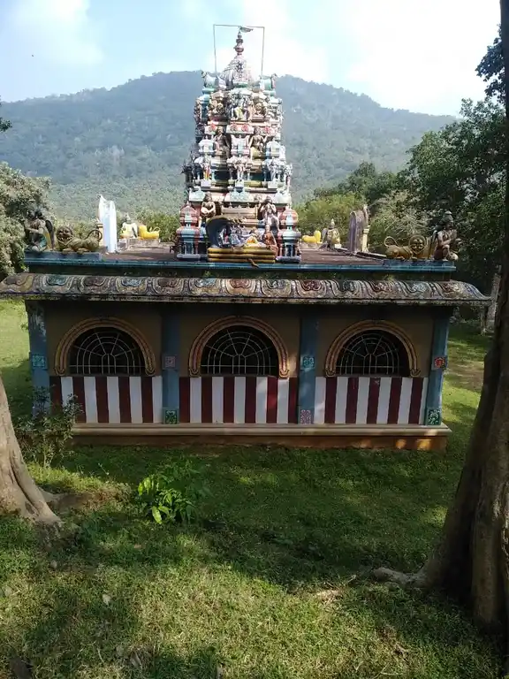 Arulmigu Kariyaramar Temple, Karadiyur - 636602 அருள்மிகு கரியராமர் திருக்கோயில், Karadiyur - 636602, Salem - Ancient Temple Architecture and History Image 3