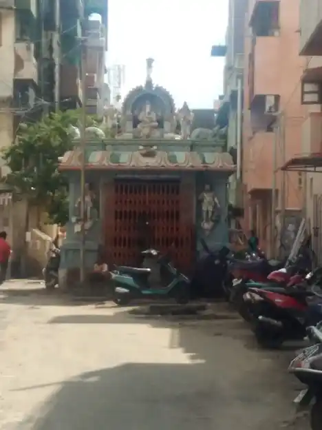 Arulmigu Karpaga Vinayagar Siva Subra Maniya Swamy Temple, Jambazar, Chennai - 600005 அருள்மிகு கற்பக விநாயகர் சிவசுப்பிரமணிய சுவாமி திருக்கோயில், திருவல்லிக்கேணி, சென்னை - 600005, Chennai - Ancient Temple Architecture and History Image 3