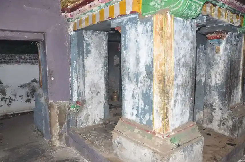 Arulmigu Karpaga Vinayagar Temple, Neelathanalur - 612501 அருள்மிகு கற்பக பிள்ளையார் திருக்கோயில், Neelathanalur - 612501, Thanjavur - Ancient Temple Architecture and History Image 2