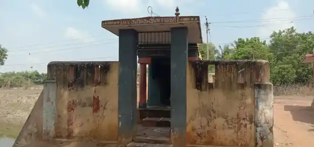 Arulmigu Karpaga Vinayagar Temple, Vadakadambangudi - 611104 அருள்மிகு கற்பகவிநாயகர் திருக்கோயில், Vadakadambangudi - 611104, Nagapattinam - Ancient Temple Architecture and History Image 2