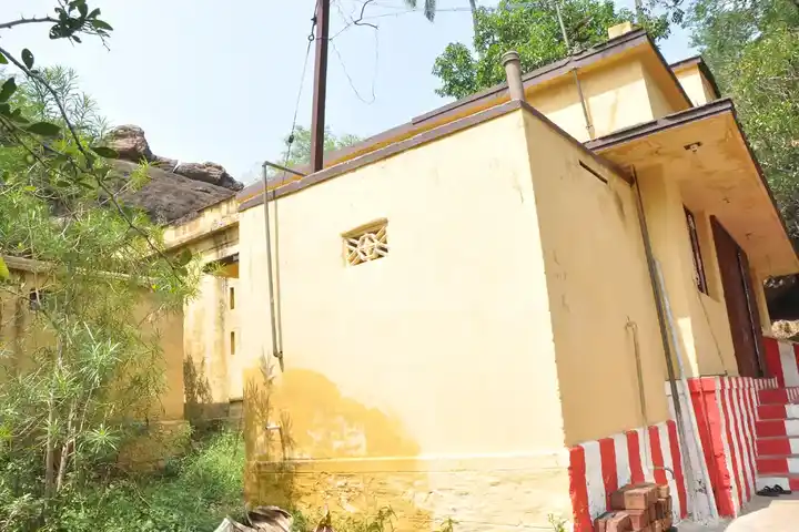 Arulmigu Karpaganachiyar Amman Temple, Punniyapuram - 627855 அருள்மிகு கற்பக நாச்சியார் அம்மன் திருக்கோயில், Punniyapuram - 627855, Tenkasi - Ancient Temple Architecture and History Image 3