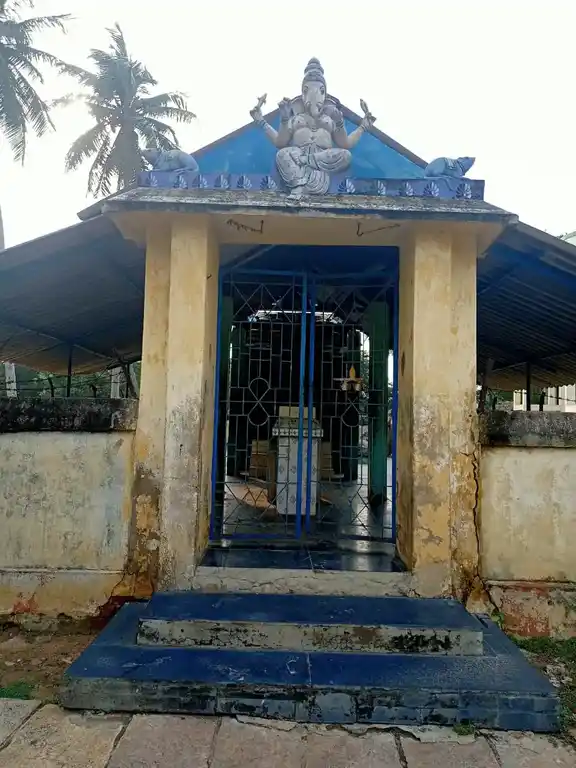 Arulmigu Karpagasundara Vinayagar Temple, Regunathapuram - 614715 அருள்மிகு கற்பகசுந்தர விநாயகர் திருக்கோயில், ரெகுநாதபுரம் - 614715, Thiruvarur - Ancient Temple Architecture and History Image 4