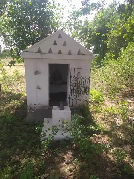Arulmigu Karpagavinayagar Temple, Inside The Village, Ikkadu - 602001