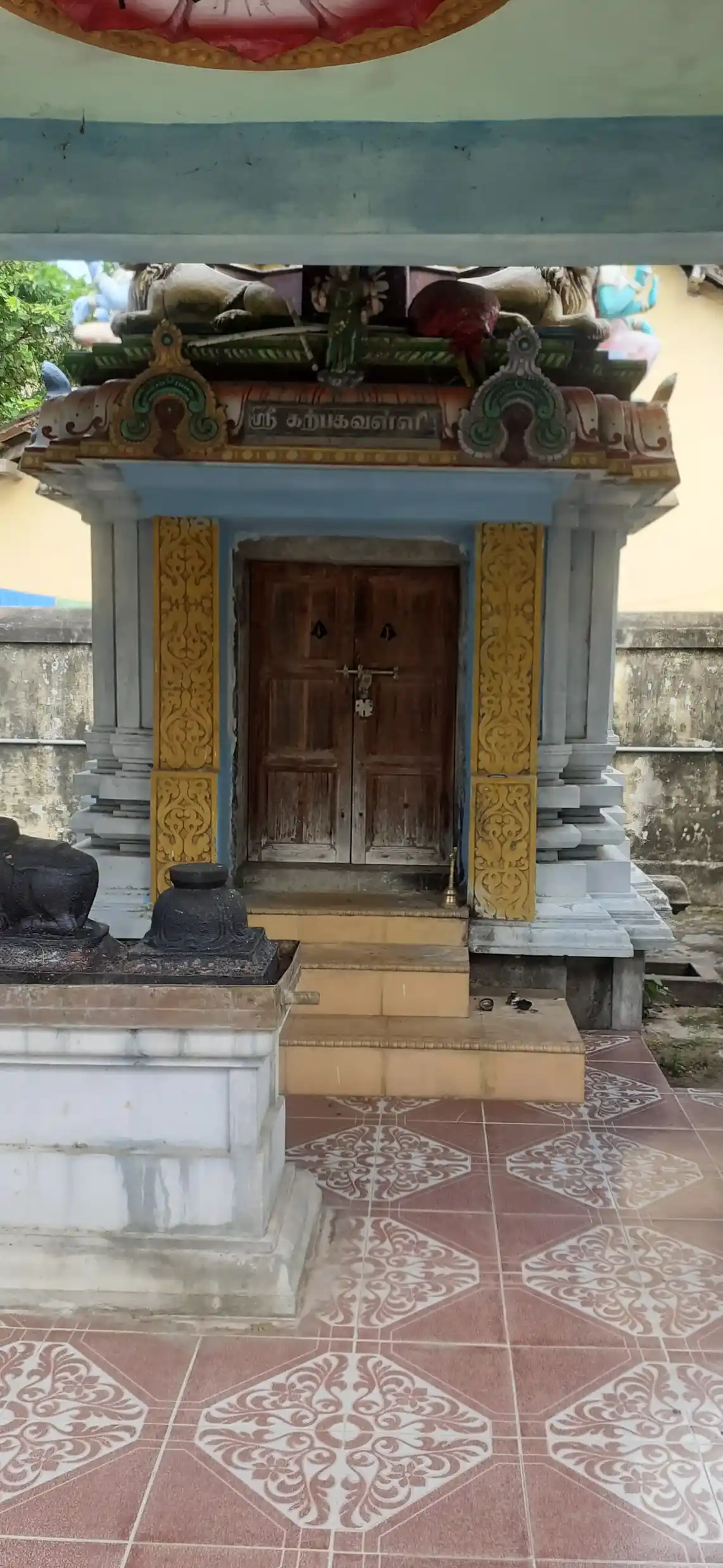 Arulmigu Karpagavinayagar Temple, Kadambur, Kadambur - 614404 அருள்மிகு கற்பகவிநாயகர் திருக்கோயில், கடம்பூர், கடம்பூர் - 614404, Thiruvarur - Ancient Temple Architecture and History Image 4