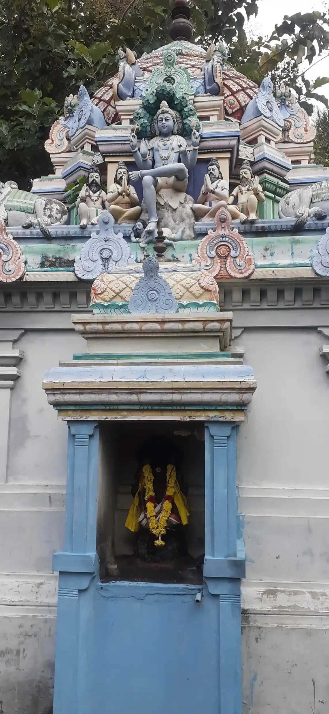 Arulmigu Karpagavinayagar Temple, Kadambur, Kadambur - 614404 அருள்மிகு கற்பகவிநாயகர் திருக்கோயில், கடம்பூர், கடம்பூர் - 614404, Thiruvarur - Ancient Temple Architecture and History Image 6