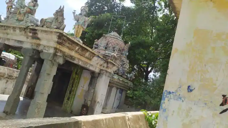Arulmigu Karpagavinayagar Temple, V.Saathanur - 605652 அருள்மிகு கற்பகவிநாயகர் திருக்கோயில், V.Saathanur - 605652, Viluppuram - Ancient Temple Architecture and History Image 2