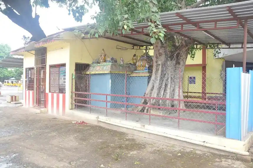 Arulmigu Karpagavinayar Temple, Kumbakonam, Kumbakonam - 612001 அருள்மிகு கற்பகவிநாயகர் திருக்கோயில், கும்பகோணம், Kumbakonam - 612001, Thanjavur - Ancient Temple Architecture and History Image 3