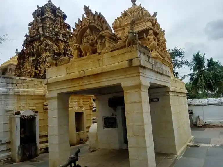Arulmigu Karpoora Nathes Warar Temple, Kalkurichi - 637402 அருள்மிகு கற்பூரநாதேஸ்வரர் திருக்கோயில், Kalkurichi - 637402, Namakkal - Ancient Temple Architecture and History Image 2