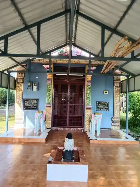 Arulmigu Karubudaiya Iyyanar Temple, Devathanam - 614705 அருள்மிகு கரும்புடைய அய்யனார் திருக்கோயில், Devathanam - 614705, Thiruvarur - Ancient Temple Architecture and History Image 6